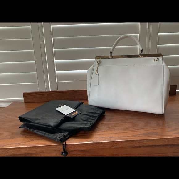 Prens Leather trapeze bag made in Turkey - Picture 2 of 8